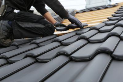 Specialized Roofing Teams